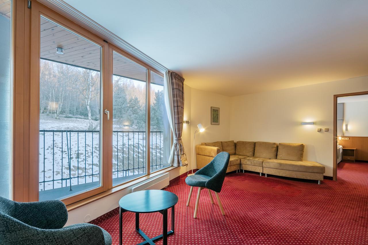 Hotel Ostrov Tisá Εξωτερικό φωτογραφία
